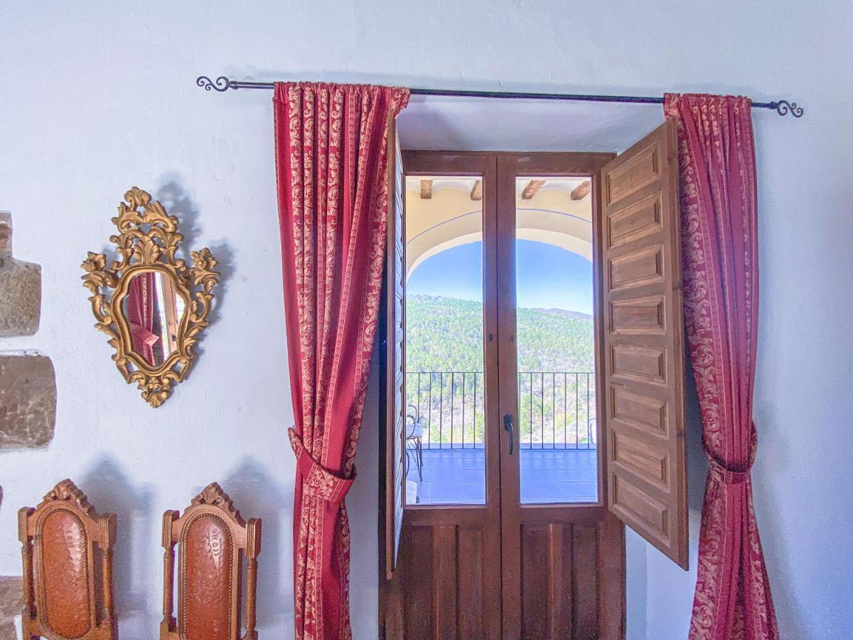 Casa Rural Sant Petrus De Madrona Pinell de Solsones Eksteriør bilde