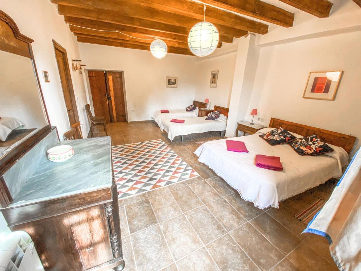 Casa Rural Sant Petrus De Madrona Pinell de Solsones Eksteriør bilde